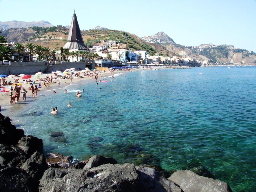 Appartamenti Centrali Giardini Naxos Exterior foto